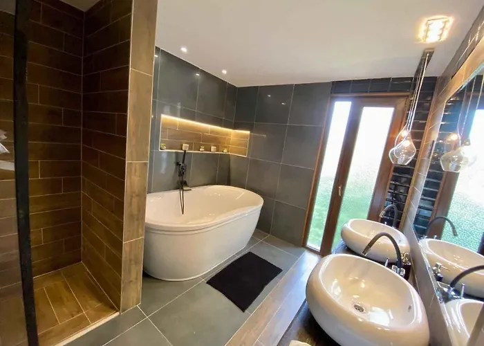 With Pool In Siofok-balaton 54760 Daire Siofok